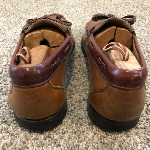 Allen Edmonds Woodstock Men Brown Leather Loafers - Picture 3 of 14